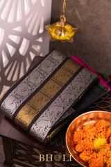 handwoven pure zari mulberry silk kanjivaram