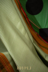 handwoven thread work pure mulberry silk korvai kanjivaram