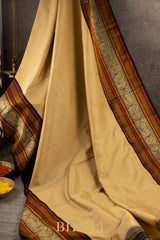 thread work corpoarte ornate border kai korvai kanjivaram