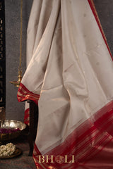 vintage pure zari mulberry silk red and white korvai kanjivaram