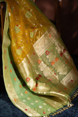 authentic jamdani banarasi with kadiyal border