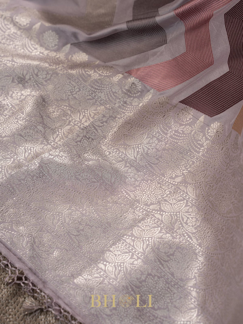 designer zig-zag handwoven pattern pure katan silk banarasi