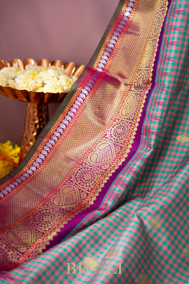 dual tone pure mulberry silk kuttu gadwal