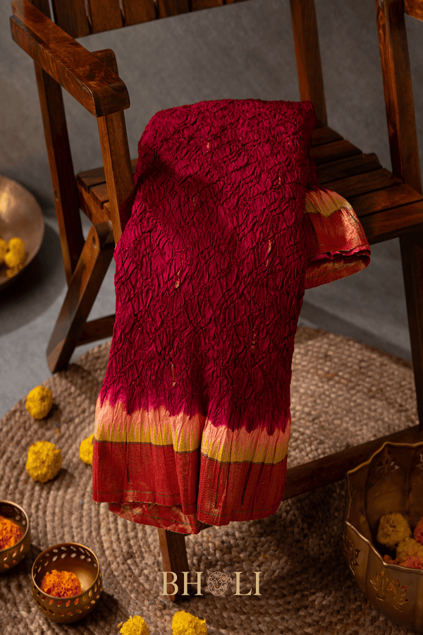 Handtied bandhini Authentic Pure Silk handwoven single muniya kamal Yeola Paithani