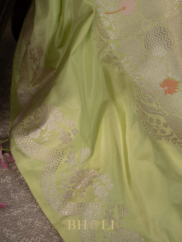 handwoven conceptual kaduwa jaal pure katan banarasi