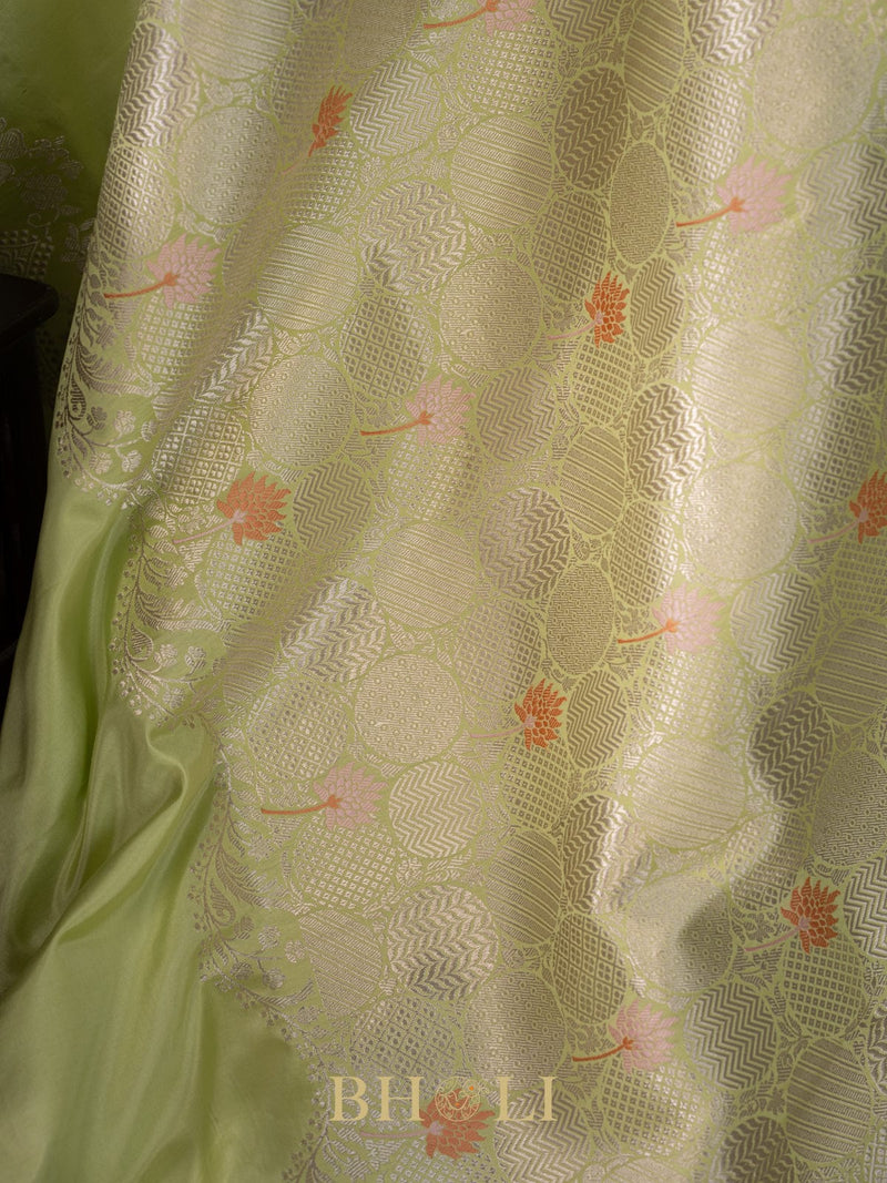 handwoven conceptual kaduwa jaal pure katan banarasi