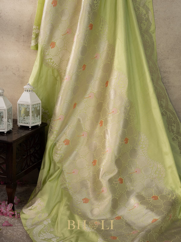 handwoven conceptual kaduwa jaal pure katan banarasi