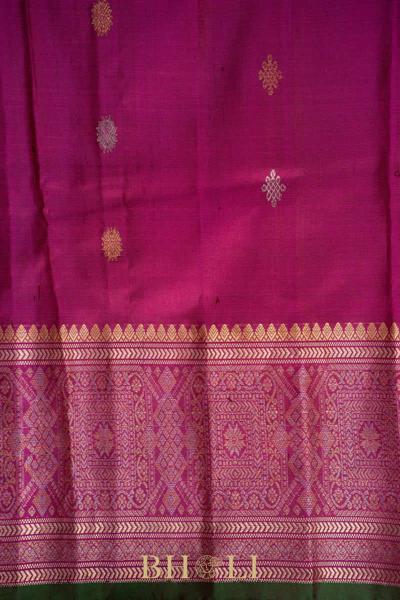 handwoven dual tone kuttu gadwal