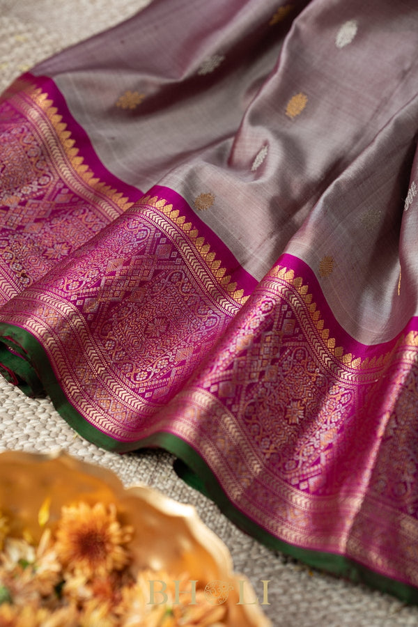 handwoven dual tone kuttu gadwal