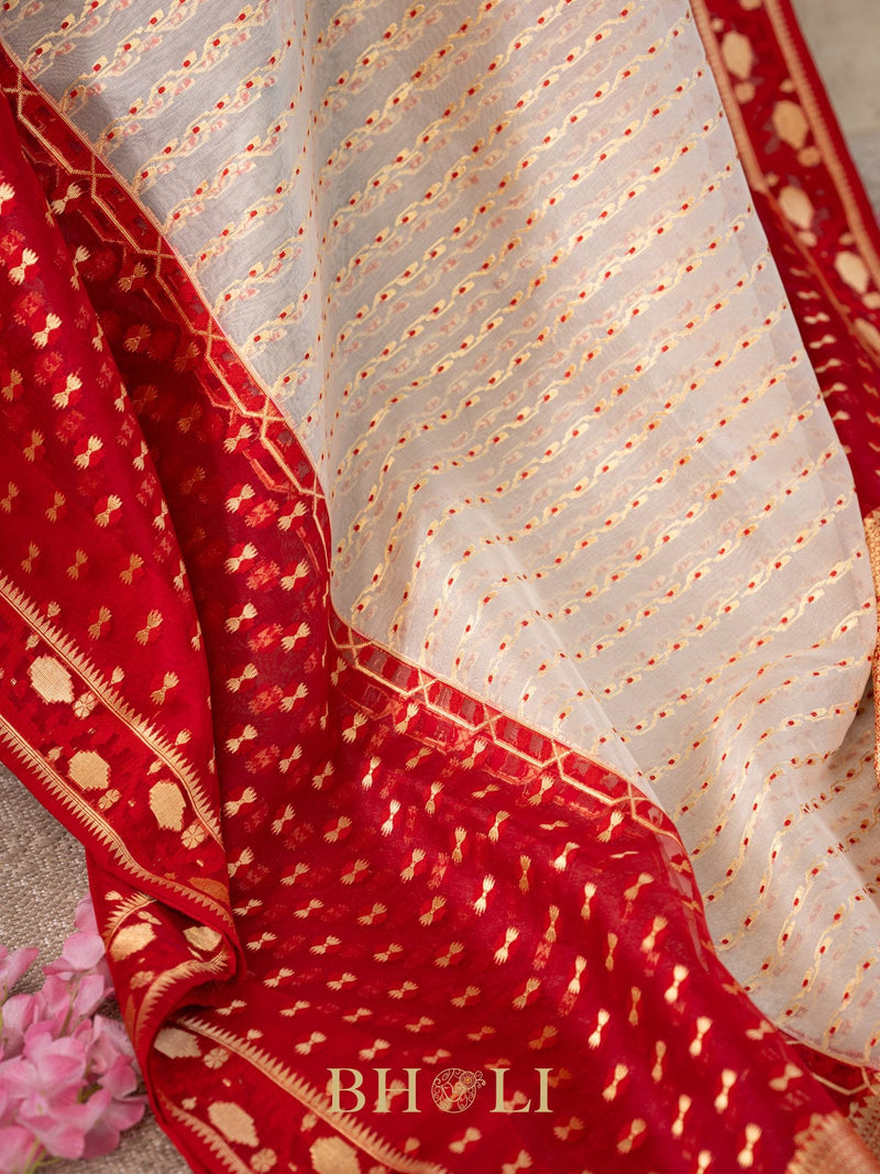 handwoven gold zari pure kora silk banarasi