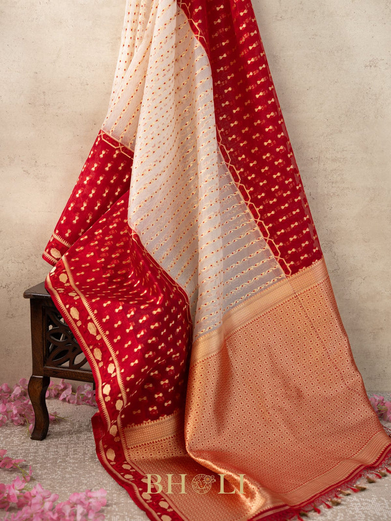handwoven gold zari pure kora silk banarasi