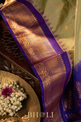 handwoven green kuttu silk by silk gadwal