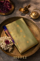 handwoven green kuttu silk by silk gadwal