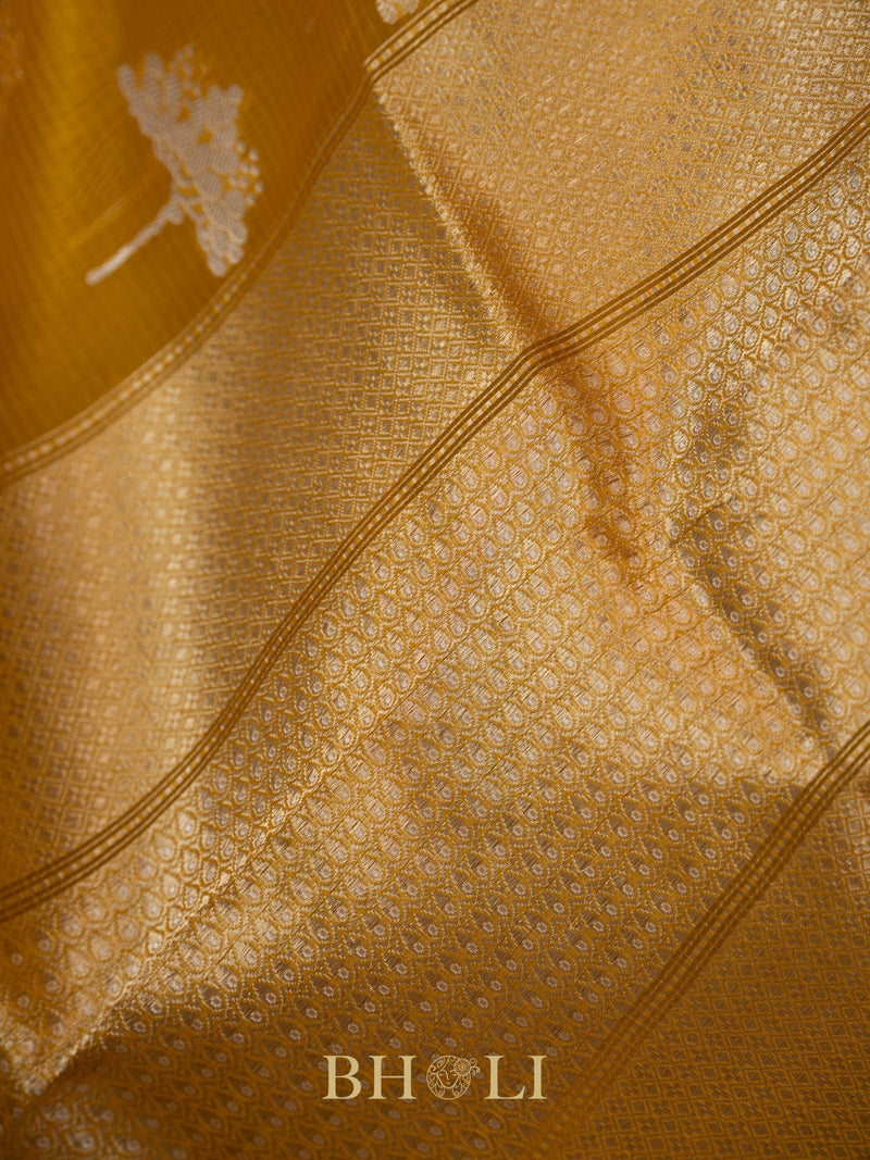 handwoven kaduwa kora silk with kadiyal katan banarasi