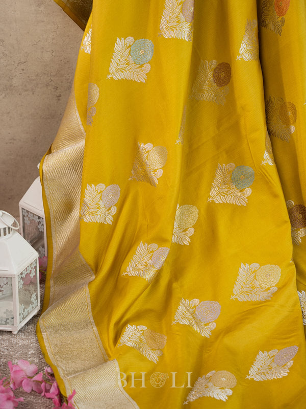 handwoven kaduwa meenakari buta katan silk banarasi