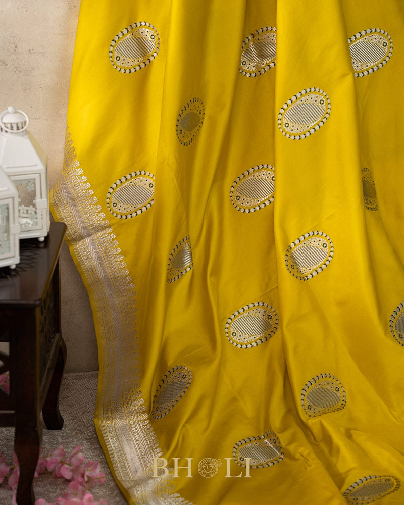 handwoven katan silk kaduwa buta banarasi