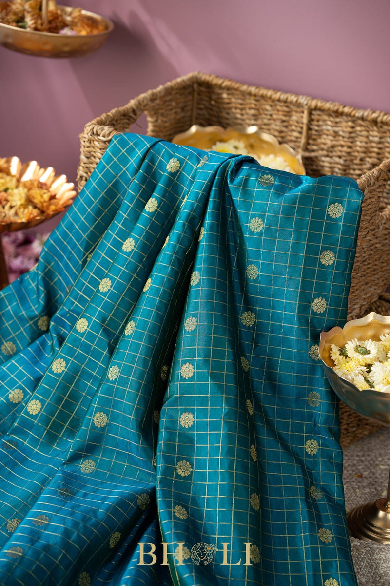 handwoven kuttu checkerd gadwal silk by silk