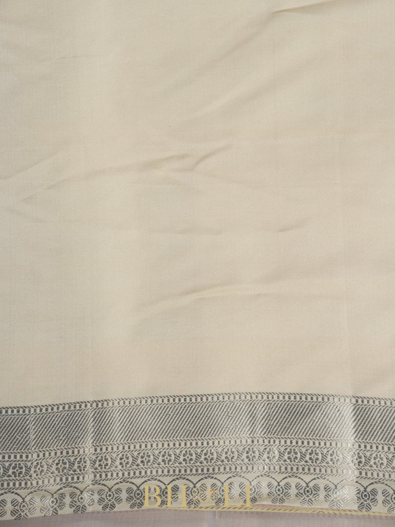 handwoven light green kaduwa buta katan silk banarasi