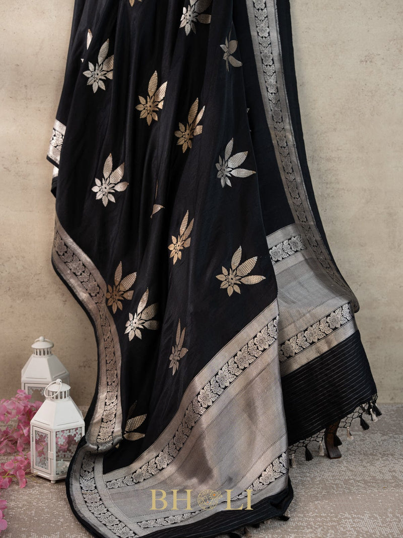handwoven mashru gaji kaduwa sona rupa buta black banarasi