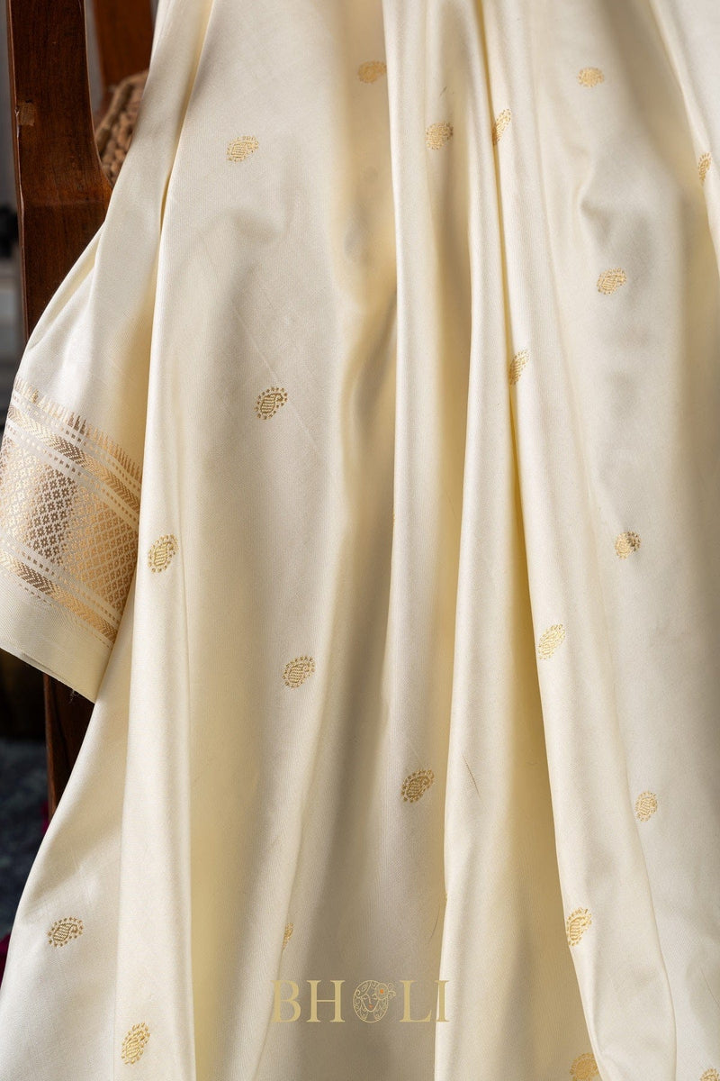 Handwoven narali paithani pure mulberry silk pearl white  saree