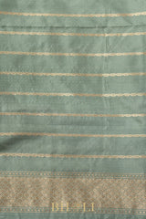 handwoven pure katan silk kaduwa buta with kora border banarasi