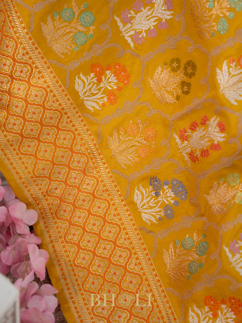 handwoven pure katan silk royal kaduwa jaal banarasi