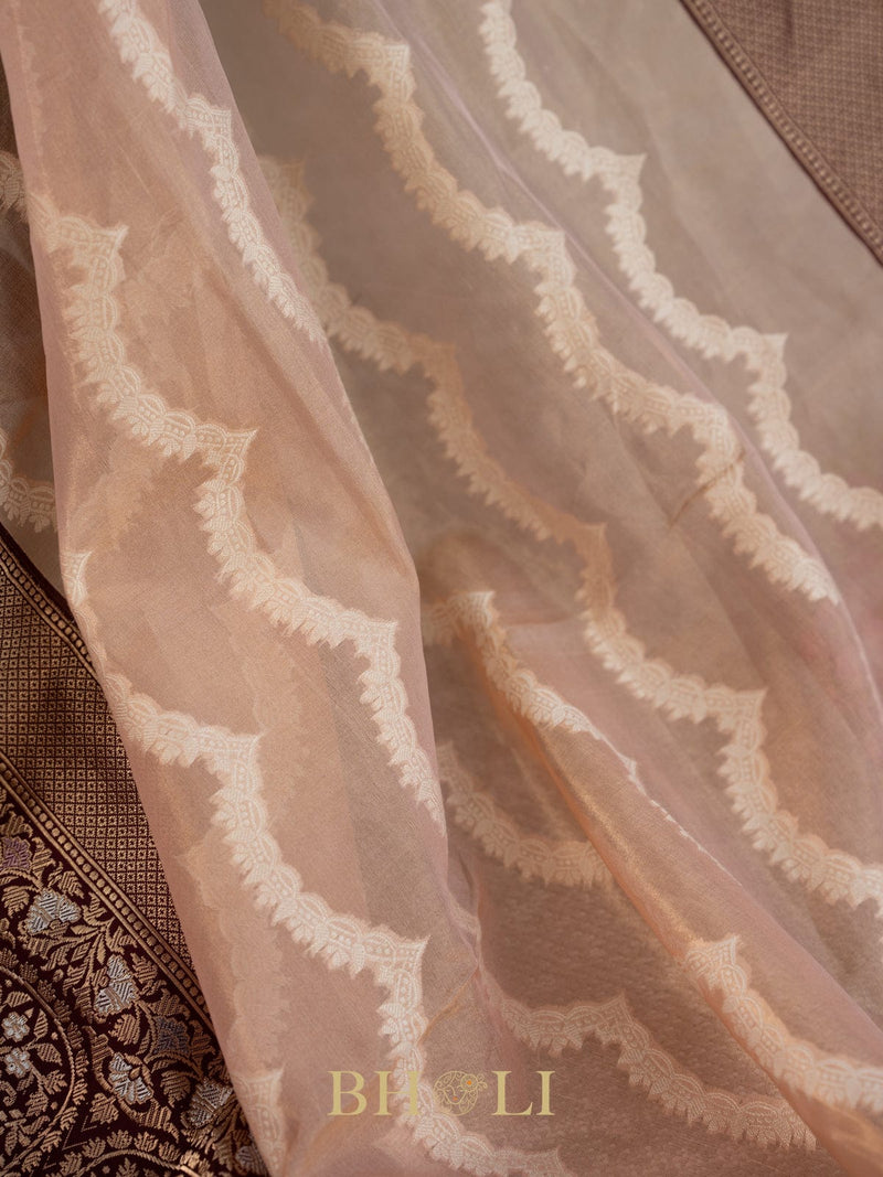 handwoven pure kora silk with kadiyal katan border banarasi