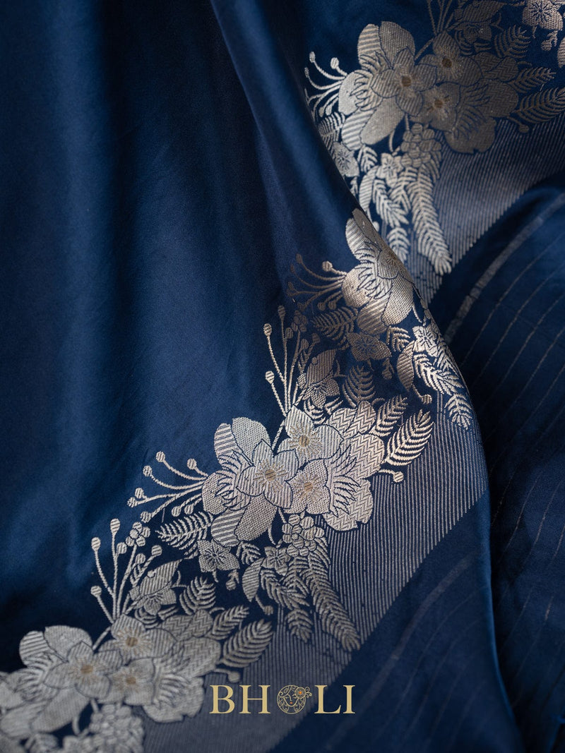 handwoven silver zari mashru gaji kaduwa banarasi