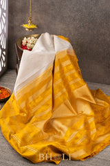 handwoven yellow pallu kai korvai mulberry silk kanjivaram