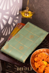 pure zari handwoven kai korvai mulberry silk royal kanjivarm