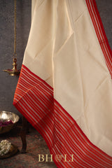 red and white classic pure silk mulberry korvai kanjivaram