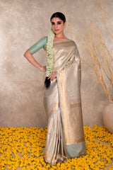 Stylish and modern pure katan silk handwoven brocade banarasi with dabka zari