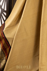 thread work corpoarte ornate border kai korvai kanjivaram