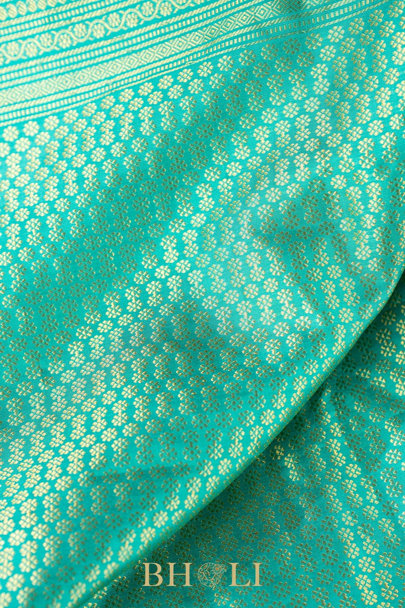 yellow and green handwoven silk by silk kuttu gadwal