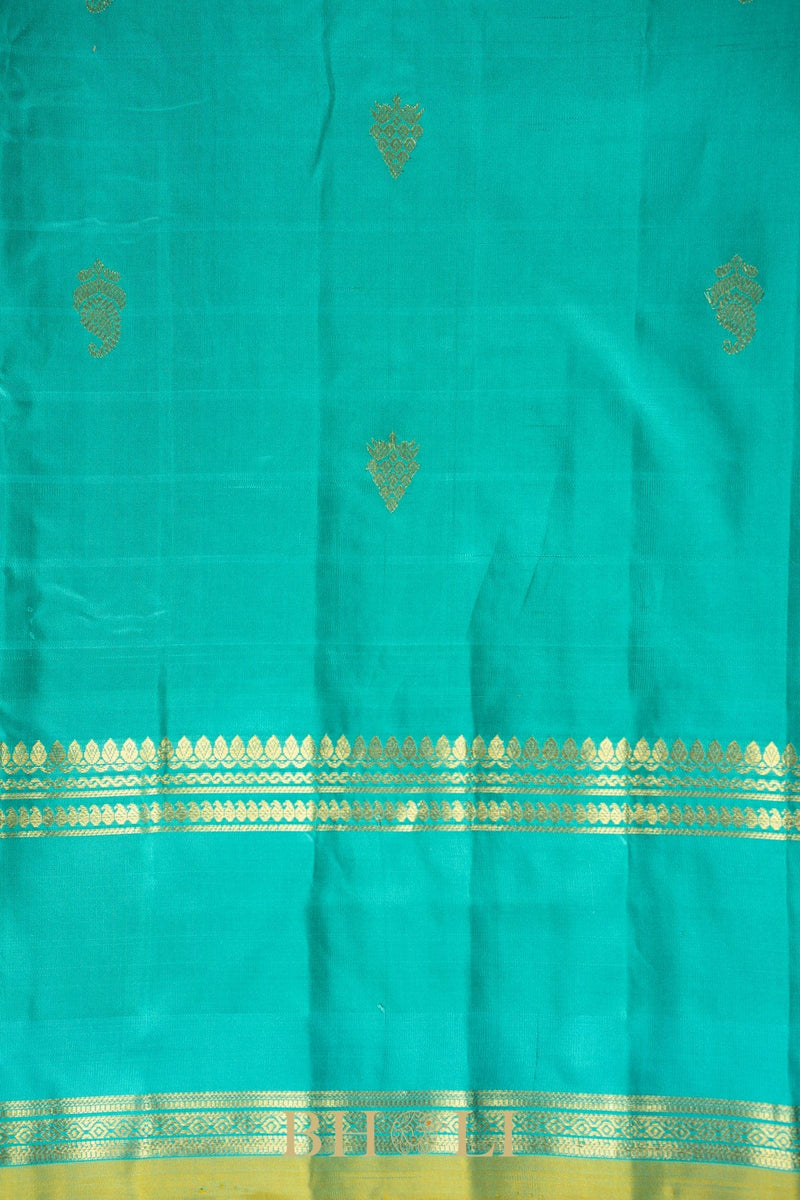 yellow and green handwoven silk by silk kuttu gadwal